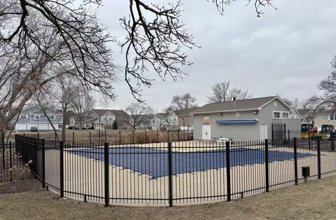 Exterior - 1474 Timber Trl #D, Wheaton, IL 60189 photo 6 of 6