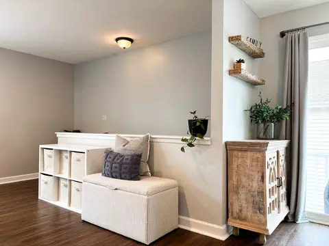 Entry Way - 1474 Timber Trl #D, Wheaton, IL 60189 photo 1 of 1