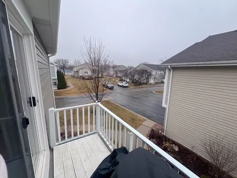 Exterior - 1474 Timber Trl #D, Wheaton, IL 60189 photo 3 of 6