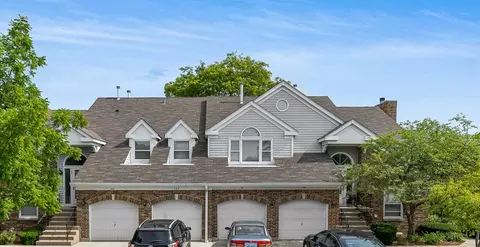 98 Willow Pkwy, Buffalo Grove, IL 60089