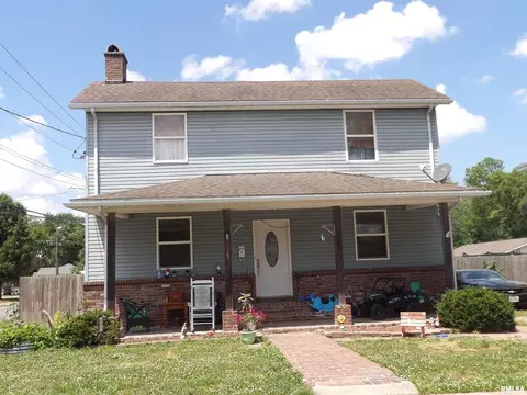 215 Brinley St, Benton, IL 62812