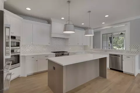 Kitchen - Undisclosed, Willowbrook, IL 60527 photo 2 of 3