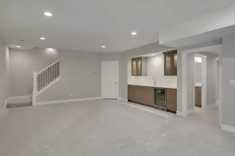 Other - Undisclosed, Willowbrook, IL 60527 photo 3 of 5