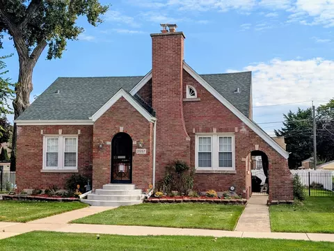 2557 Oak St, River Grove, IL 60171