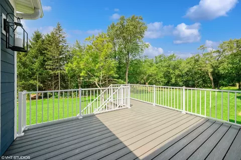 Exterior - Undisclosed, Willowbrook, IL 60527 photo 2 of 2
