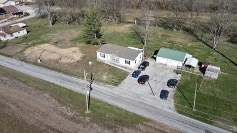 2360 Taylor Rd, West Frankfort, IL 62896