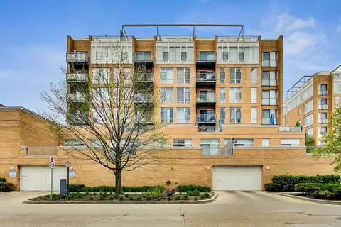 1720 Oak Ave #501, Evanston, IL 60201