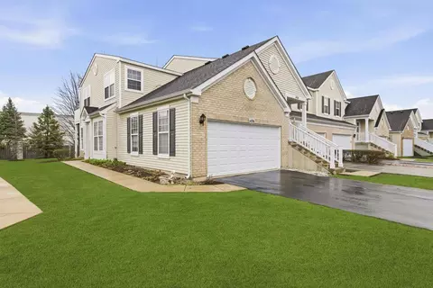 Exterior - 1426 Westhampton Dr, Plainfield, IL 60586 photo 2 of 2