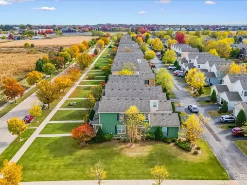 View/Area - 3648 Daisy Ln, Elgin, IL 60124 photo 4 of 8