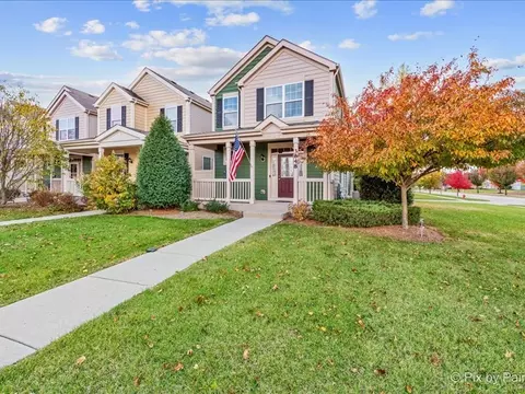 Exterior - 3648 Daisy Ln, Elgin, IL 60124 photo 2 of 5