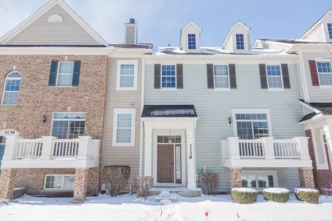 3138 Taunton St, Elgin, IL 60124