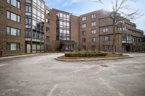 601 Mulberry Pl #5B, Highland Park, IL 60035