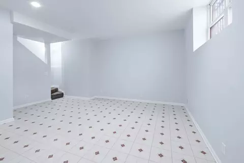 Living - 1329 E 61st St, Chicago, IL 60637 photo 5 of 5