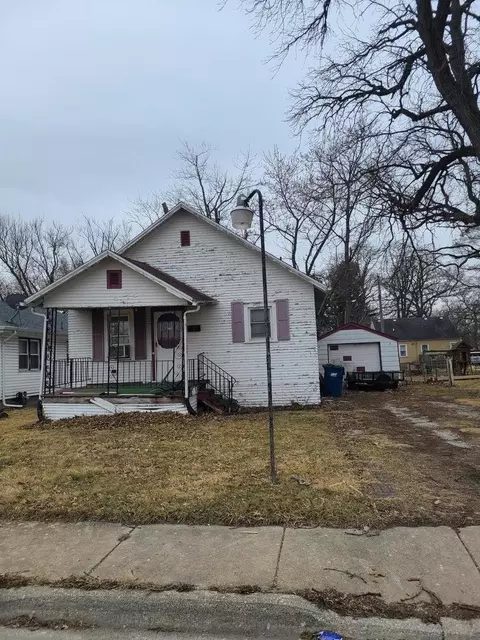 673 Wood Ct, Kankakee, IL 60901