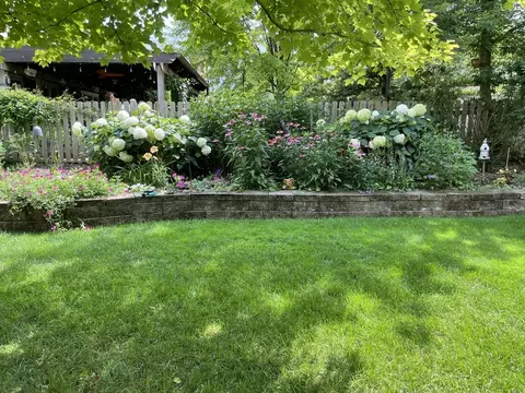 Exterior - 336 Hamilton Ave, Elgin, IL 60123 photo 13 of 14