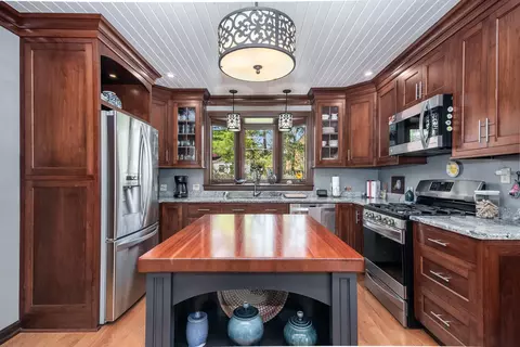 Kitchen - 336 Hamilton Ave, Elgin, IL 60123 photo 1 of 4