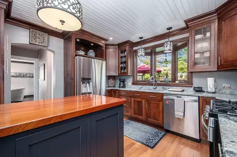 Kitchen - 336 Hamilton Ave, Elgin, IL 60123 photo 3 of 4