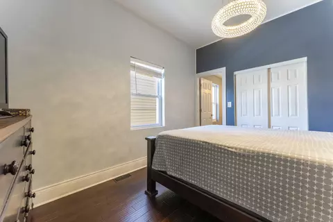 Bedroom - 7731 45th Pl, Lyons, IL 60534 photo 1 of 5