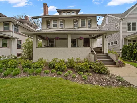 1115 Forest Ave, Wilmette, IL 60091