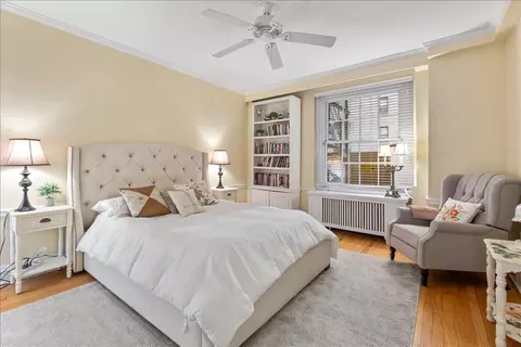 Bedroom - 210 E Pearson St #4C, Chicago, IL 60611 photo 3 of 3