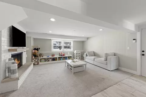 Living - Undisclosed, Wheaton, IL 60189 photo 2 of 3