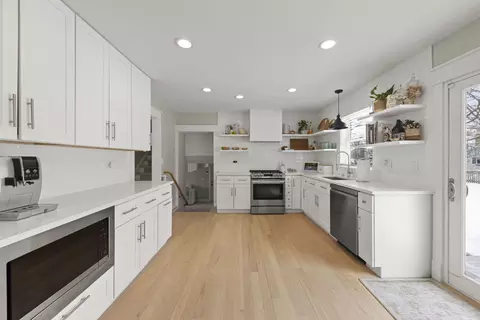 Kitchen - Undisclosed, Wheaton, IL 60189 photo 2 of 4