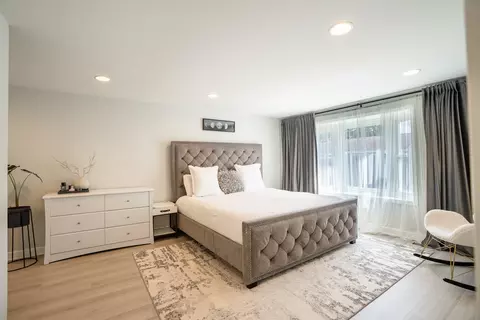 Bedroom - 2226 Langdon Pl, Hoffman Estates, IL 60169 photo 1 of 3