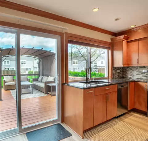 Kitchen - 2226 Langdon Pl, Hoffman Estates, IL 60169 photo 3 of 3