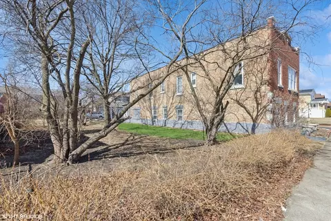 Exterior - 4332 Amelia Ave, Lyons, IL 60534 photo 2 of 4