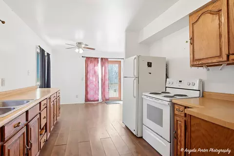 Kitchen - 2702 Baldwin Rd, Mchenry, IL 60050 photo 2 of 3