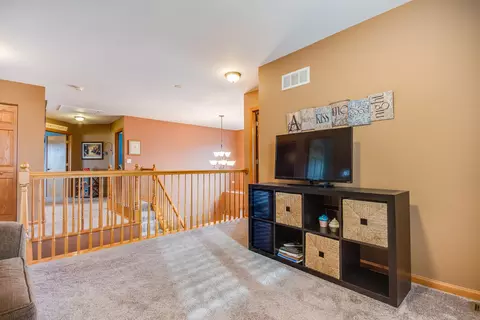Entry Way - 7654 Pin Oak Ct, Plainfield, IL 60586 photo 2 of 3