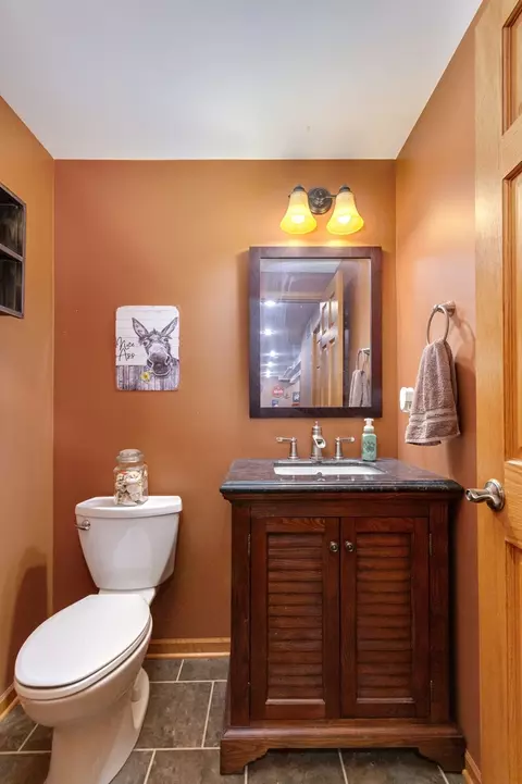 Bath - 7654 Pin Oak Ct, Plainfield, IL 60586 photo 5 of 5