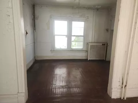Living - 6927 S Perry Ave, Chicago, IL 60621 photo 3 of 4
