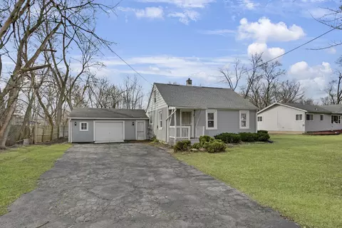 3737 Rose Manor Ter, Markham, IL 60428