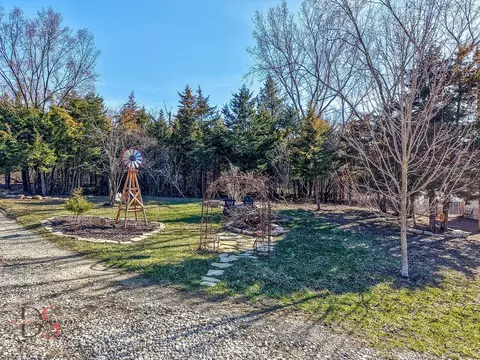 Exterior - 2813 E 2525th Rd, Marseilles, IL 61341 photo 10 of 10