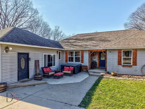 Exterior - 2813 E 2525th Rd, Marseilles, IL 61341 photo 2 of 10