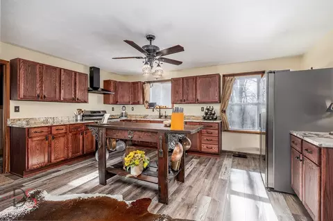 Kitchen - 2813 E 2525th Rd, Marseilles, IL 61341 photo 2 of 3