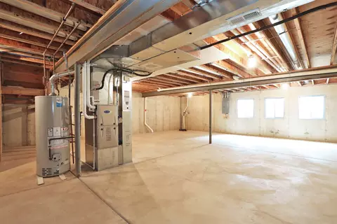 Other - 301 Bay Dr, Itasca, IL 60143 photo 7 of 10