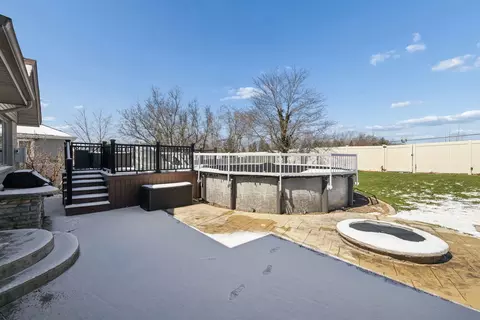 Exterior - 1336 Tralee Ln, Lockport, IL 60441 photo 4 of 5