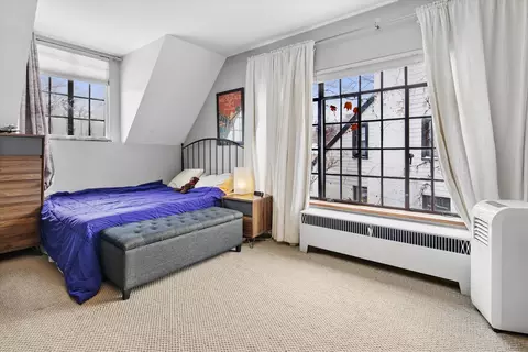 Bedroom - 6600 N Lehigh Ave, Chicago, IL 60646 photo 2 of 2