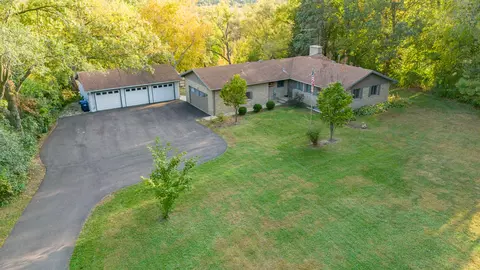 41 W331 Empire Rd, Saint Charles, IL 60175