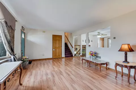 Living - 6512 Jack Rogers Ln, Plainfield, IL 60586 photo 1 of 3