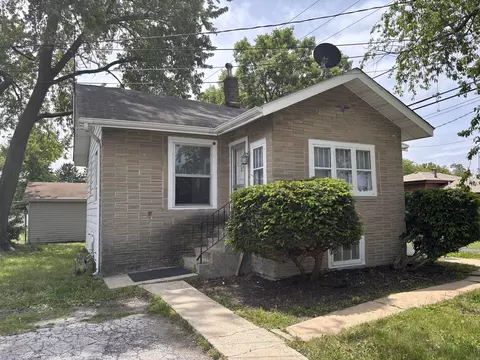14 W 31st St, Steger, IL 60475