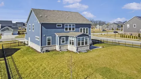 Exterior - 12431 Eileen St, Lemont, IL 60439 photo 4 of 4