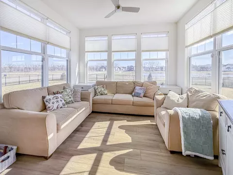 Living - 12431 Eileen St, Lemont, IL 60439 photo 2 of 2