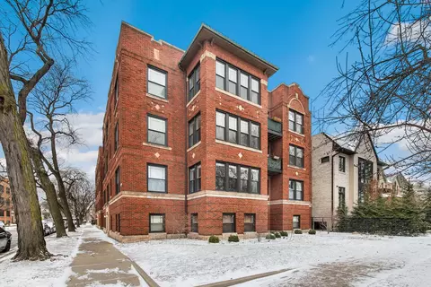 1504 W Cullom Ave #A2, Chicago, IL 60613
