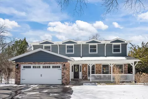 720 Wilmot Rd, Deerfield, IL 60015