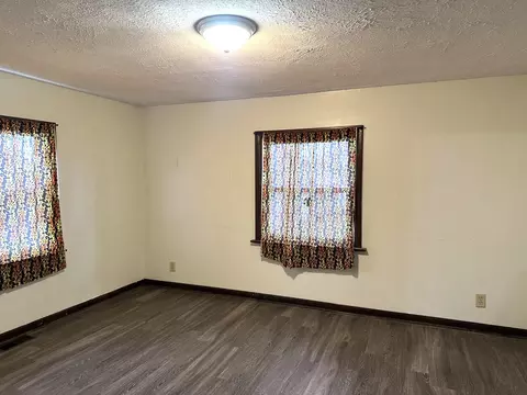 Bedroom - 1308 Maple St, Murphysboro, IL 62966 photo 2 of 4