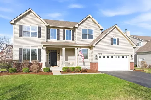 9543 Baumgartner St, Huntley, IL 60142