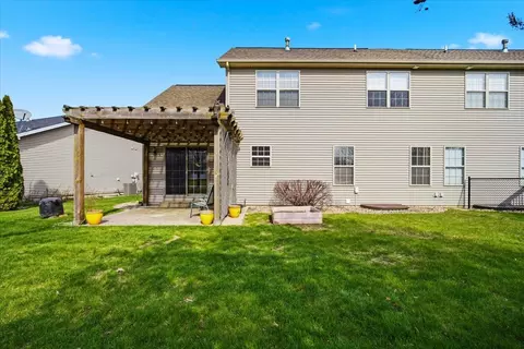 Exterior - 2884 Benson Ln, Normal, IL 61761 photo 3 of 3